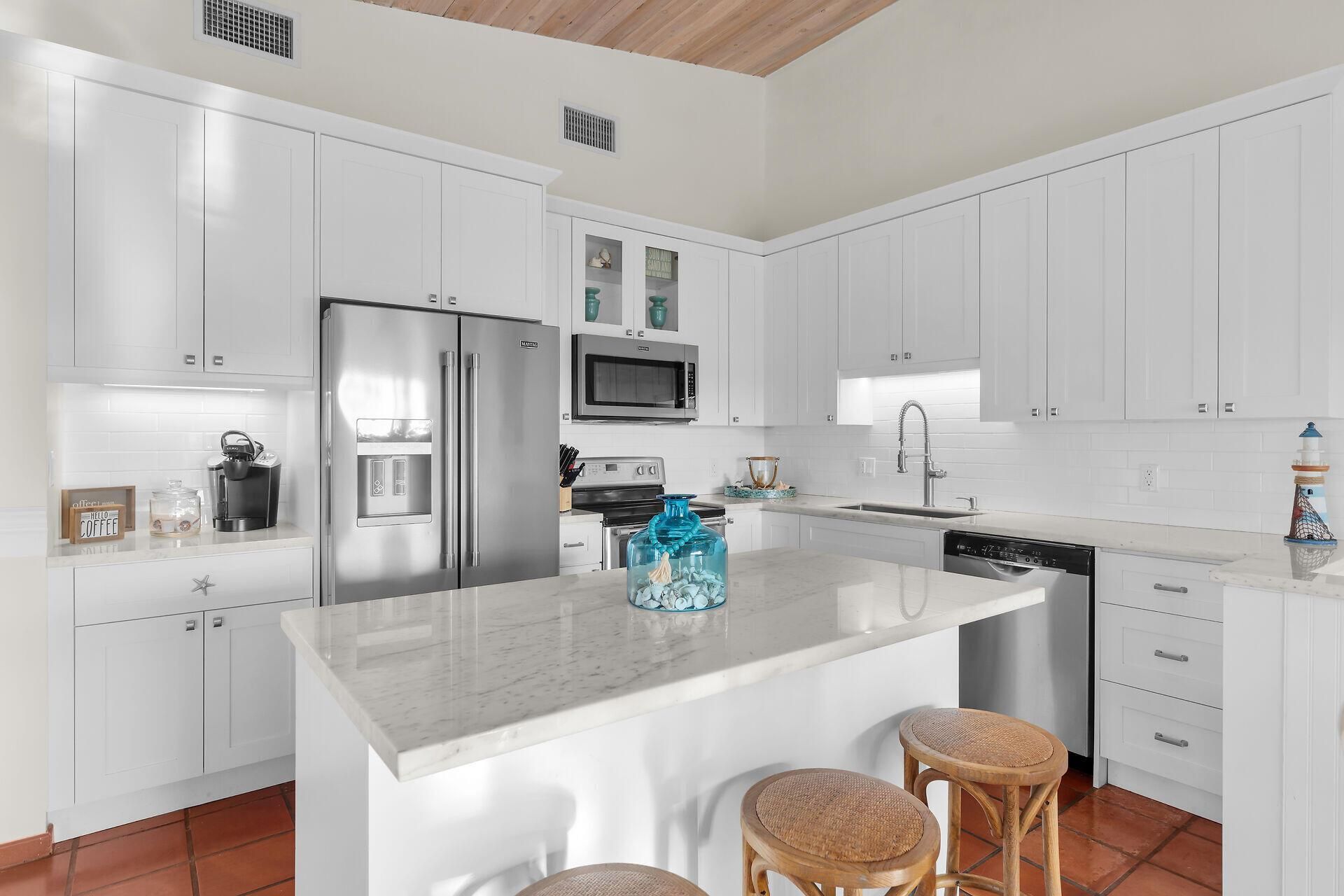 351 10th Street, Key Colony Beach, FL 33051 Photo