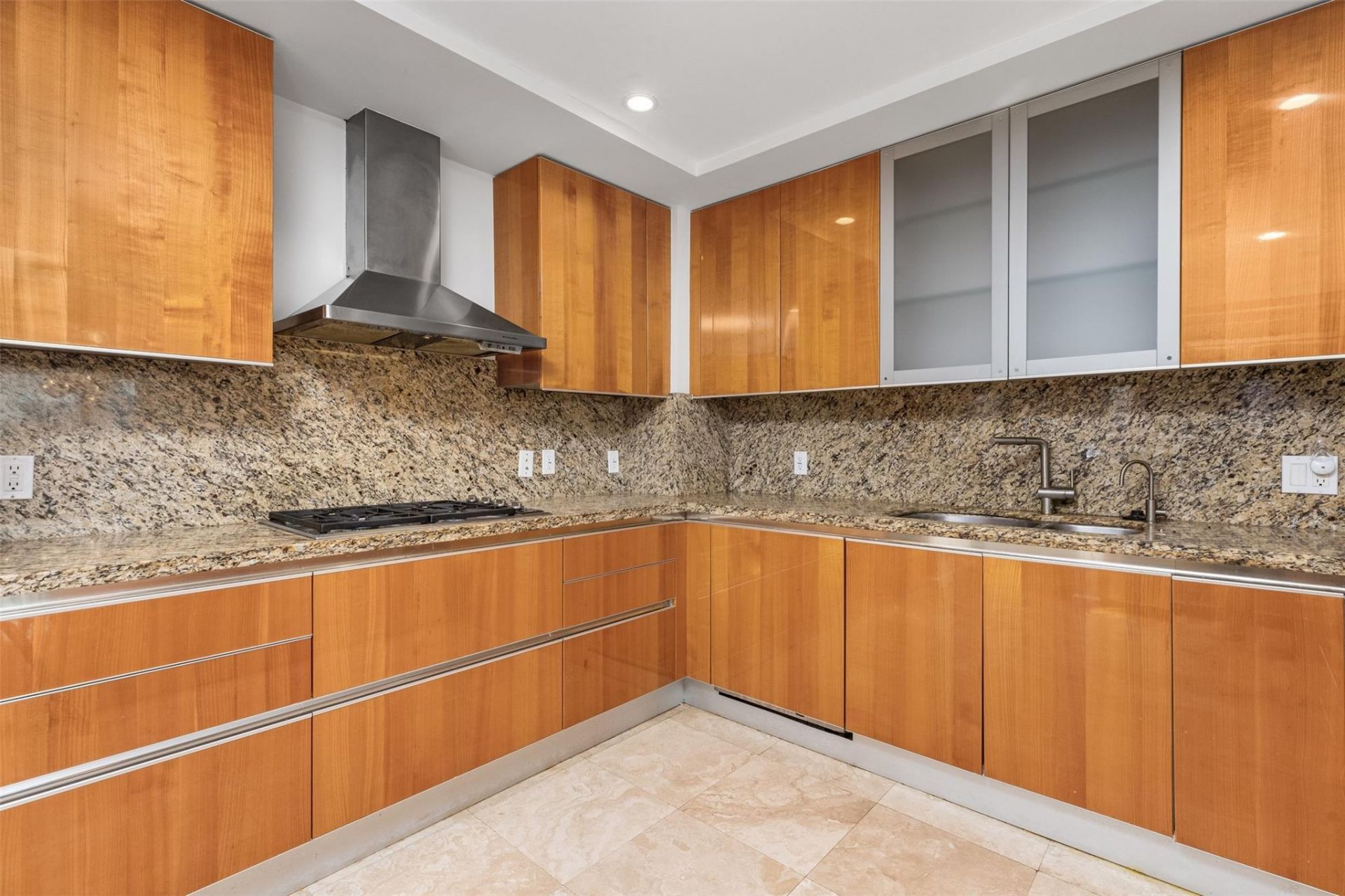 45 Hendricks Isle, Unit 403, Fort Lauderdale, FL 33301 Photo