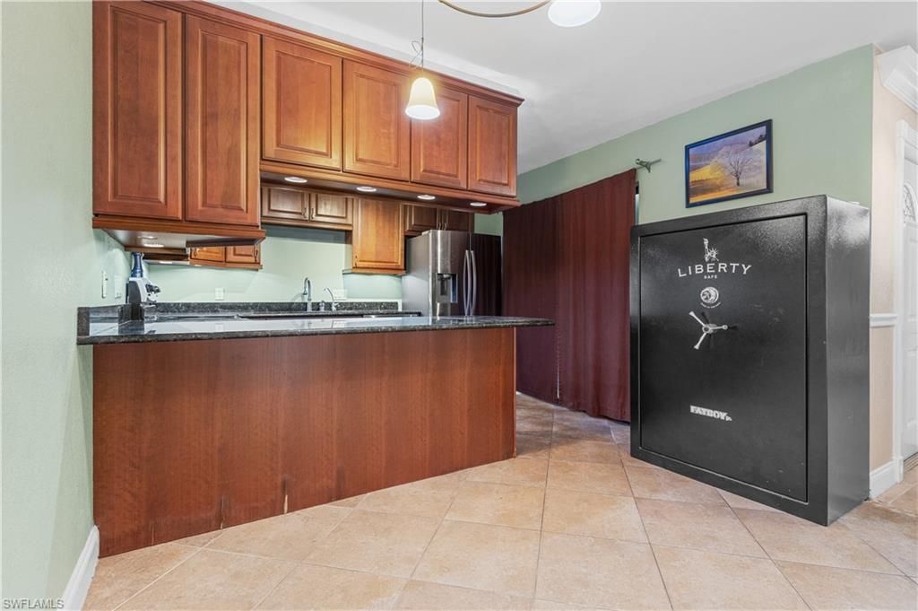 1702 Park Meadows Dr, Unit 1, Fort Myers, FL 33907 Photo