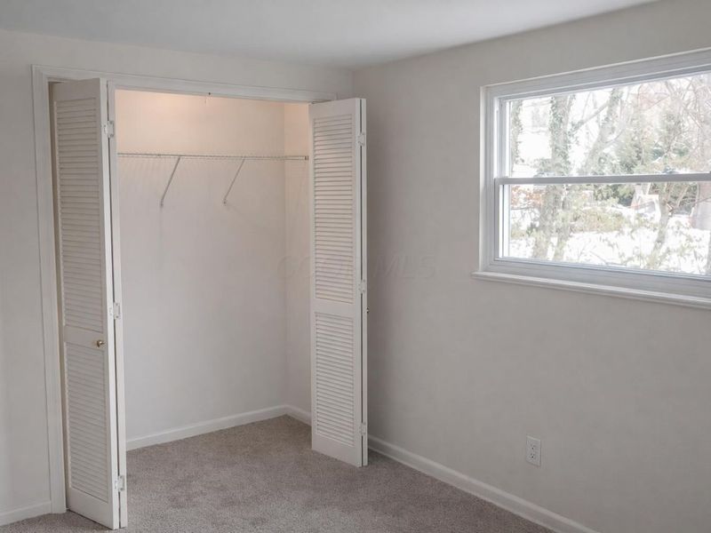 340 E Dublin Granville Road, Worthington, OH 43085 Photo 12