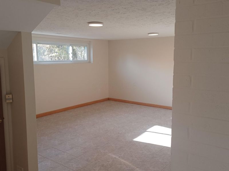 340 E Dublin Granville Road, Worthington, OH 43085 Photo 14