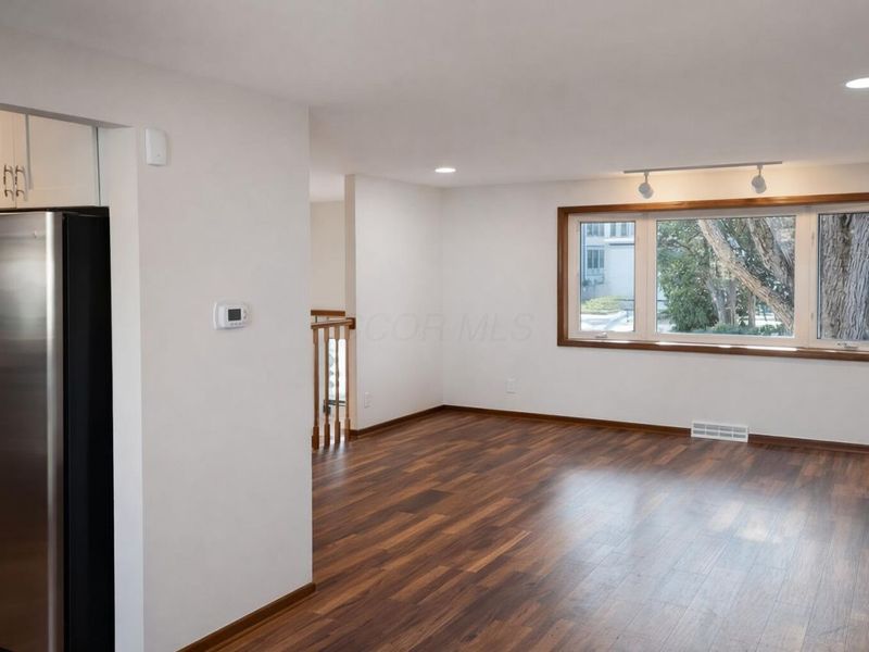 340 E Dublin Granville Road, Worthington, OH 43085 Photo 7