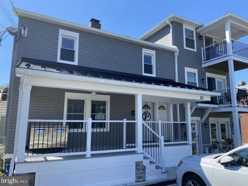 20 Reese Avenue, Unit 2, Newtown Square, PA 19073 Main Photo