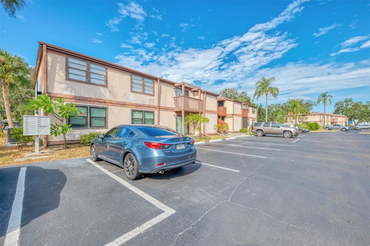 5026 Water Oak Drive, Unit 102, Bradenton, FL 34207 Photo