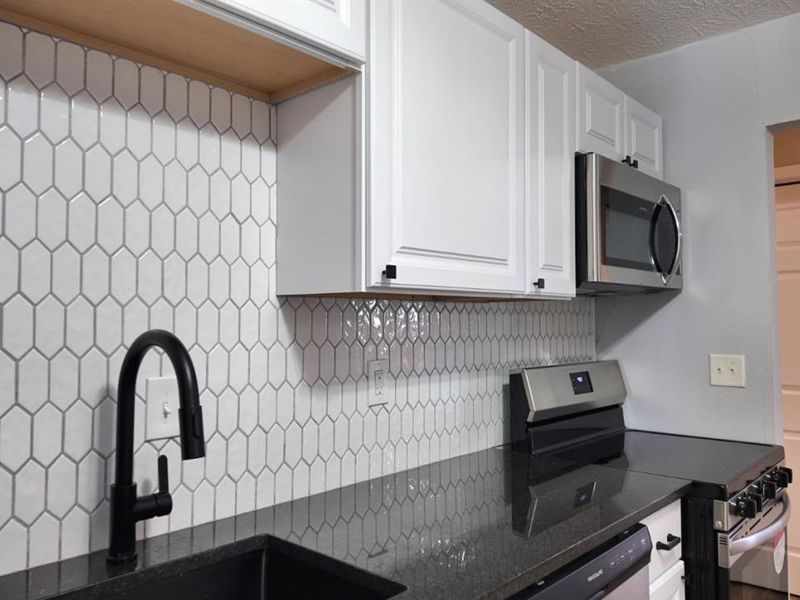 11481 Fremantle Drive, Forest Park, OH 45240 Photo 10