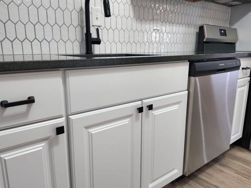 11481 Fremantle Drive, Forest Park, OH 45240 Photo 9