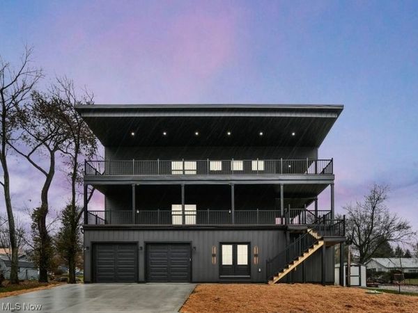 557 Lexington Avenue, Thornville, OH 43076