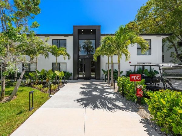 200 Sunrise Dr, Unit 200C, Key Biscayne, FL 33149