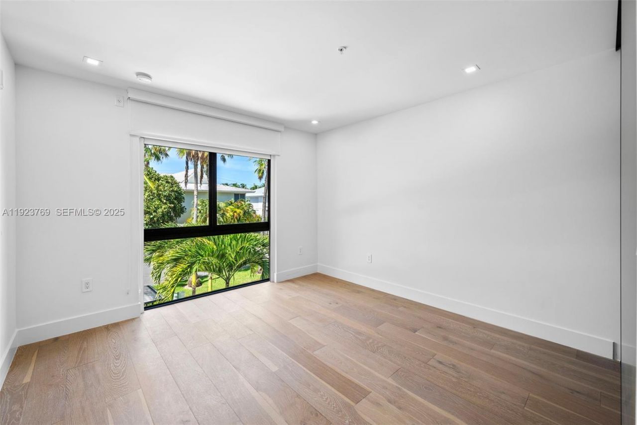 200 Sunrise Dr, Unit 200C, Key Biscayne, FL 33149 Photo