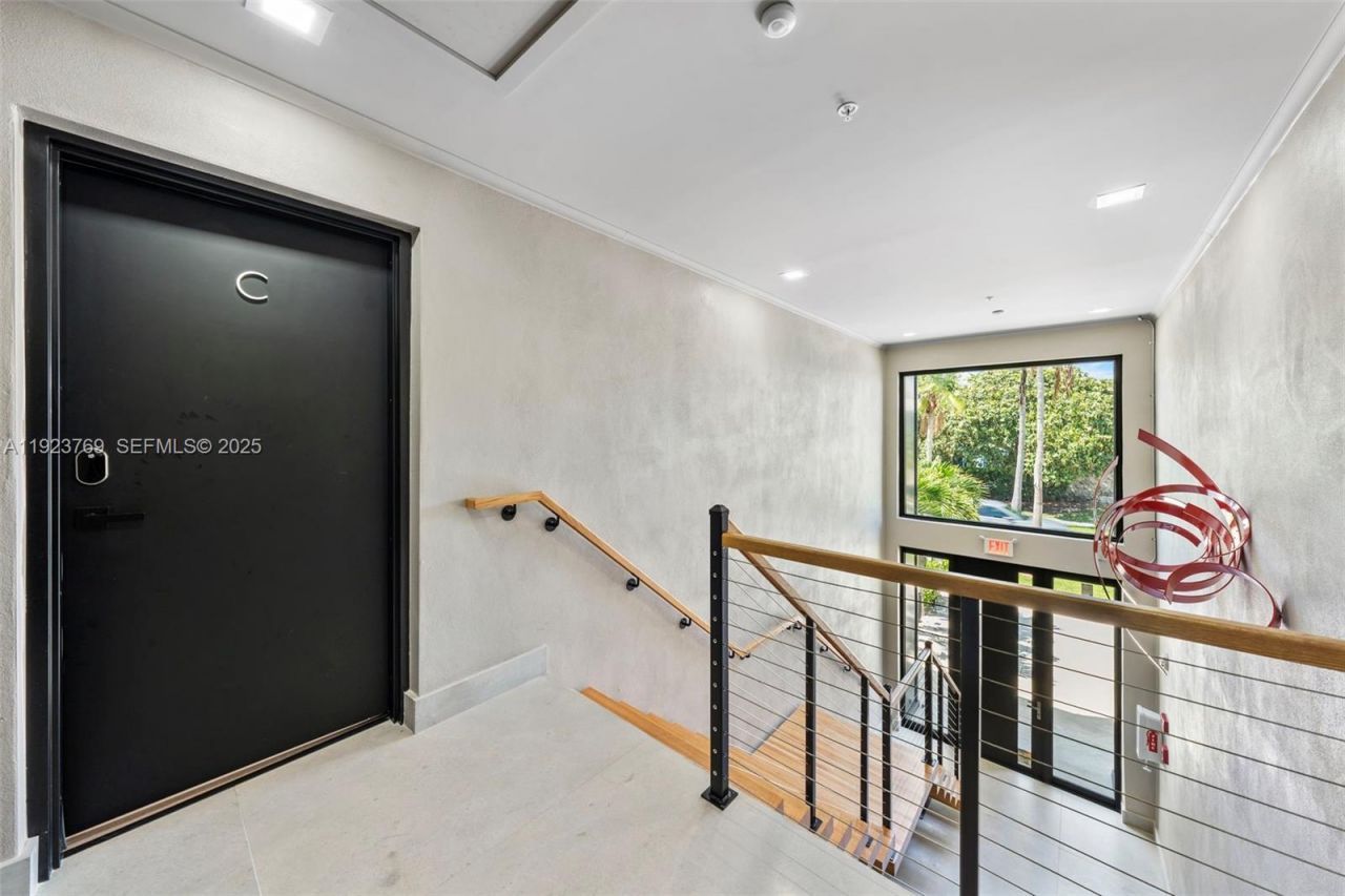 200 Sunrise Dr, Unit 200C, Key Biscayne, FL 33149 Photo