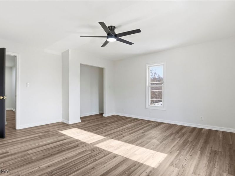 208 Meek Avenue, Byesville, OH 43723 Photo 17