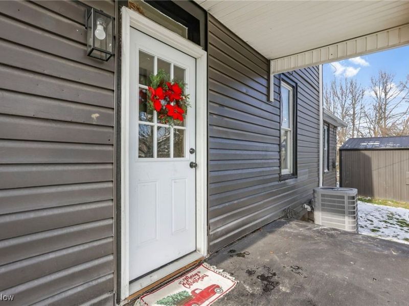 208 Meek Avenue, Byesville, OH 43723 Photo 3