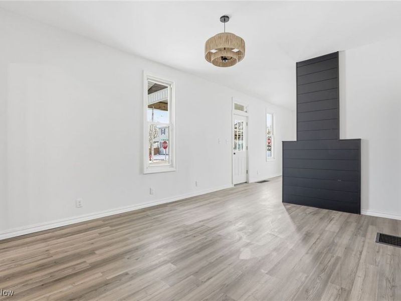 208 Meek Avenue, Byesville, OH 43723 Photo 8