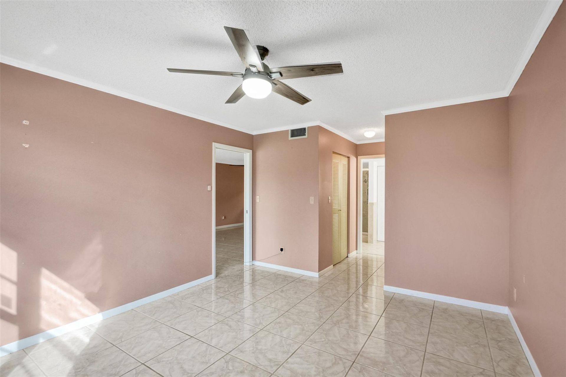 9573 W Mcnab Road, Unit 109, Tamarac, FL 33321 Photo