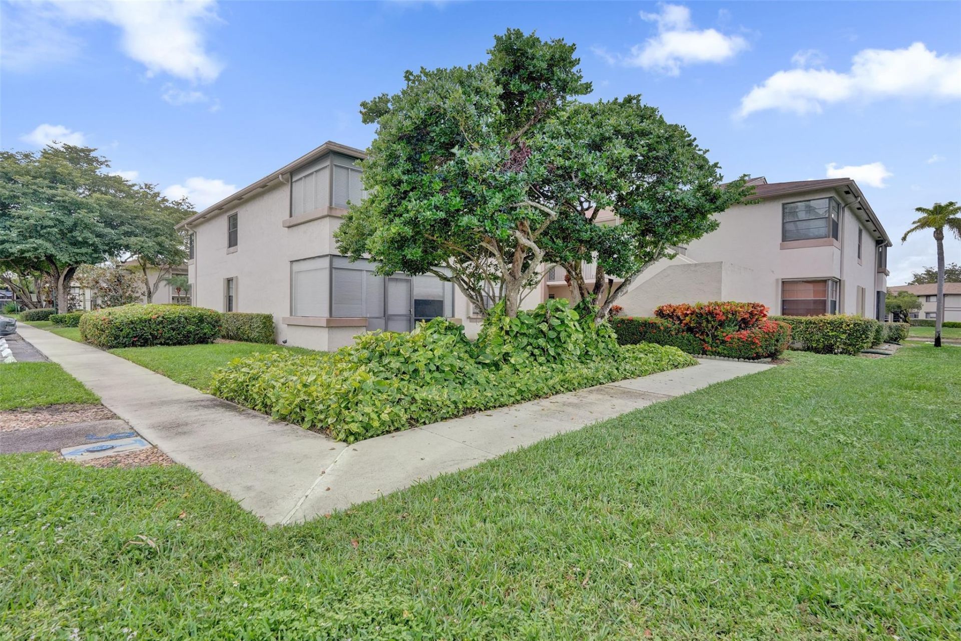 9573 W Mcnab Road, Unit 109, Tamarac, FL 33321 Photo