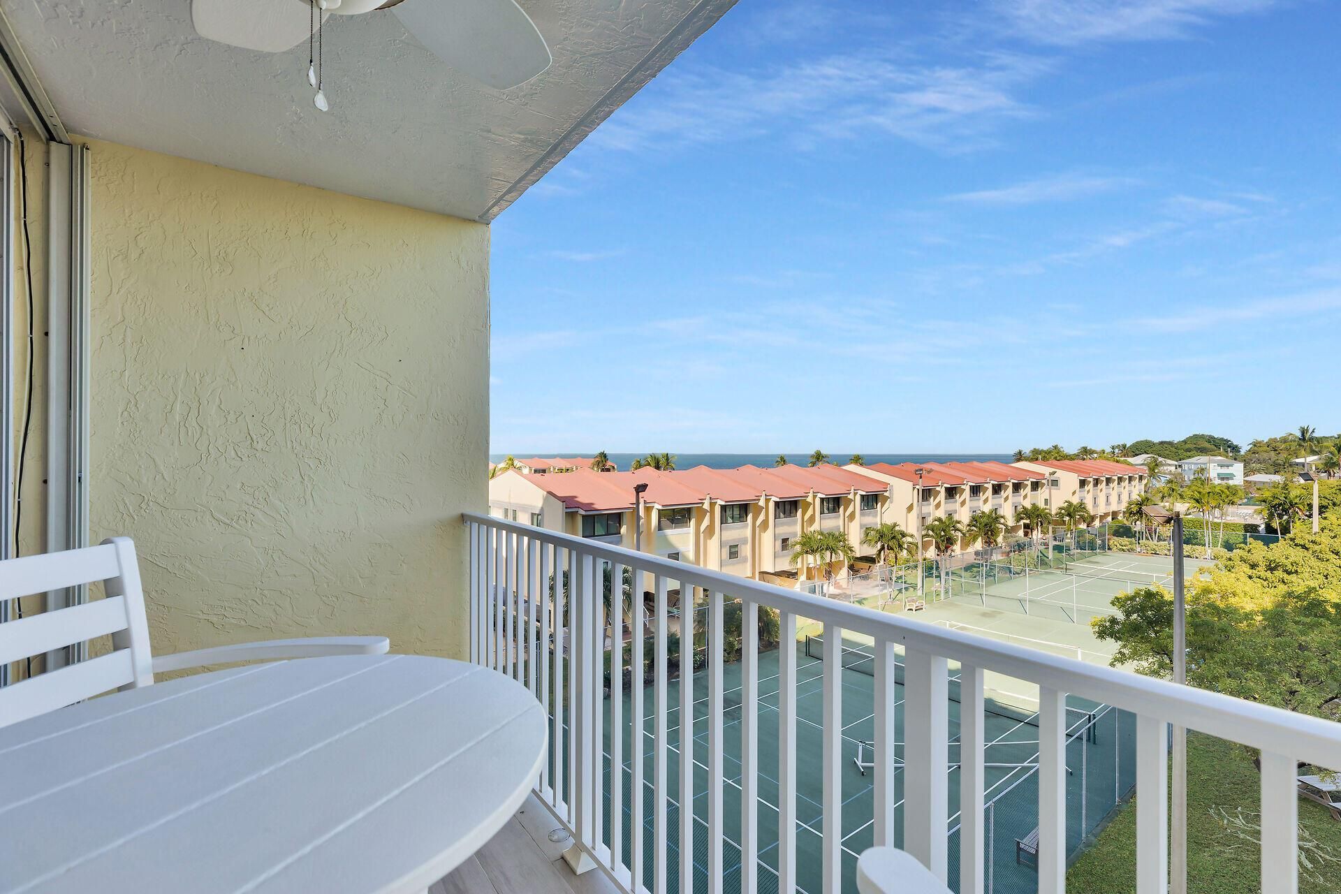 88540 Overseas Highway, Unit 304, Tavernier, FL 33070 Photo
