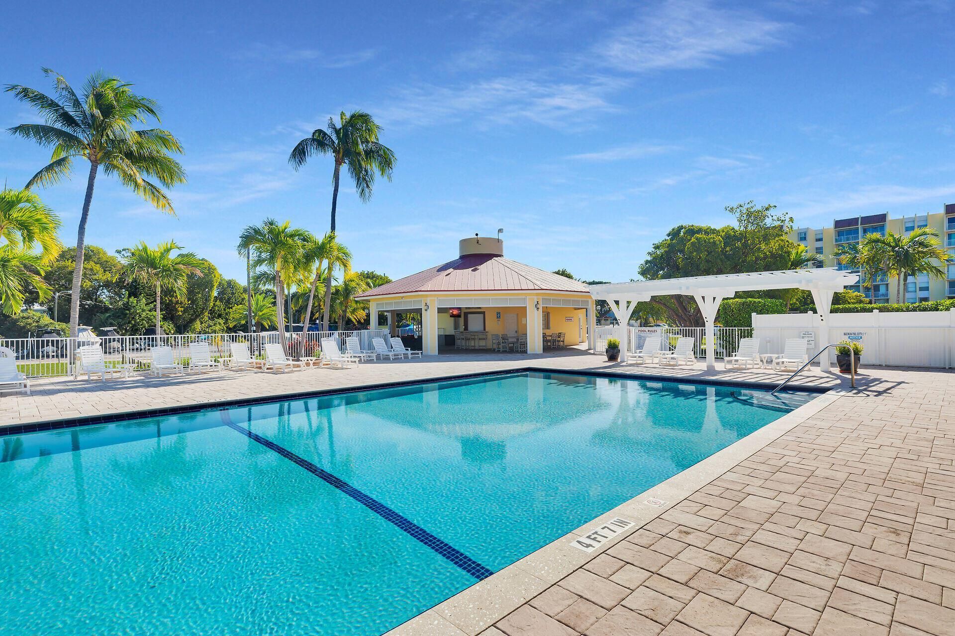 88540 Overseas Highway, Unit 304, Tavernier, FL 33070 Photo