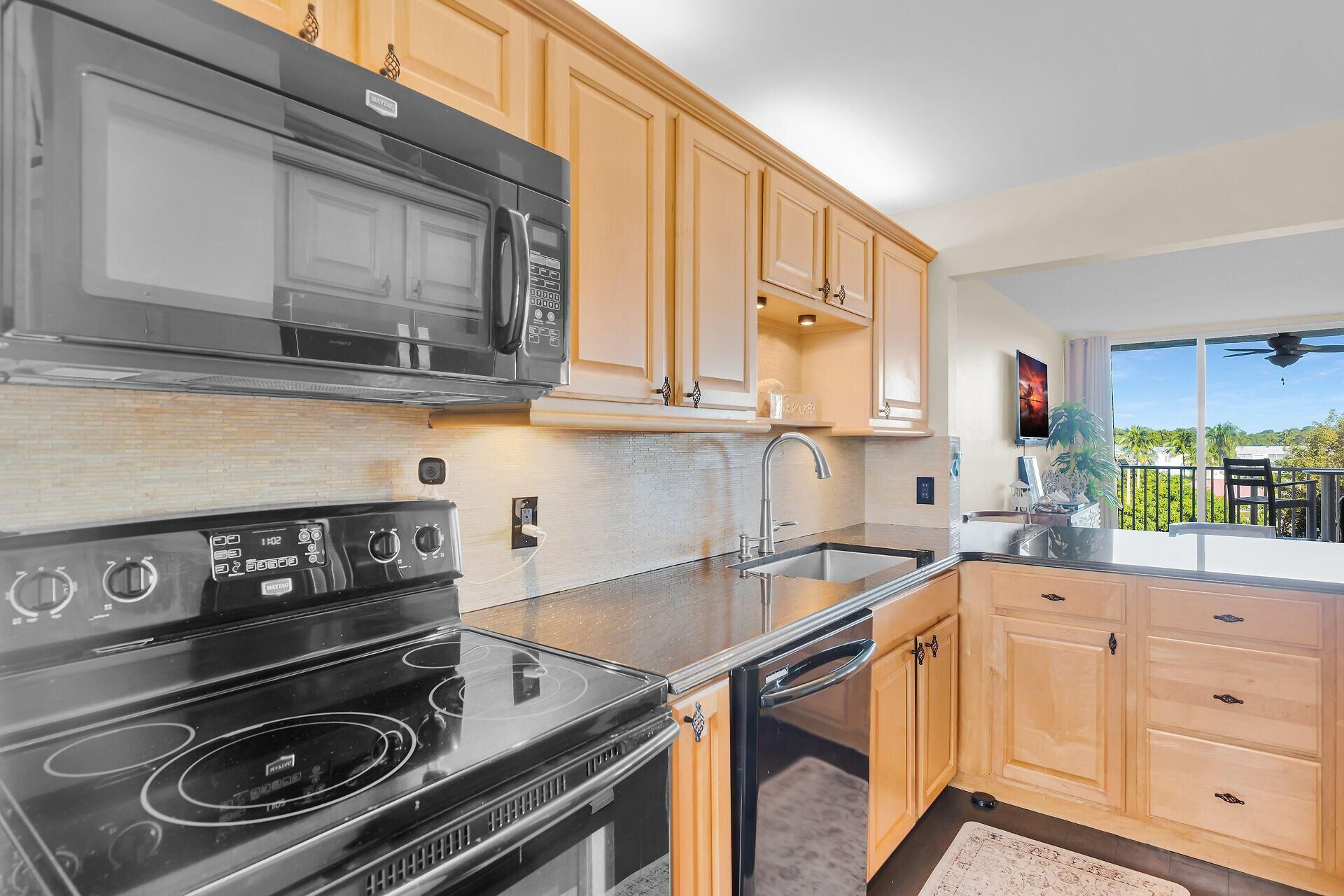 88540 Overseas Highway, Unit 304, Tavernier, FL 33070 Photo