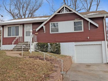 5317 N 64 Street, Omaha, NE 68104