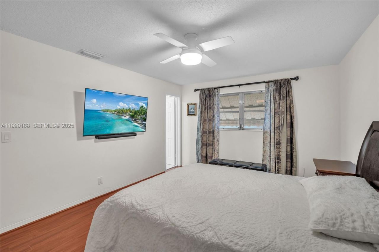 500 S Luna Ct, Unit 7, Hollywood, FL 33021 Photo