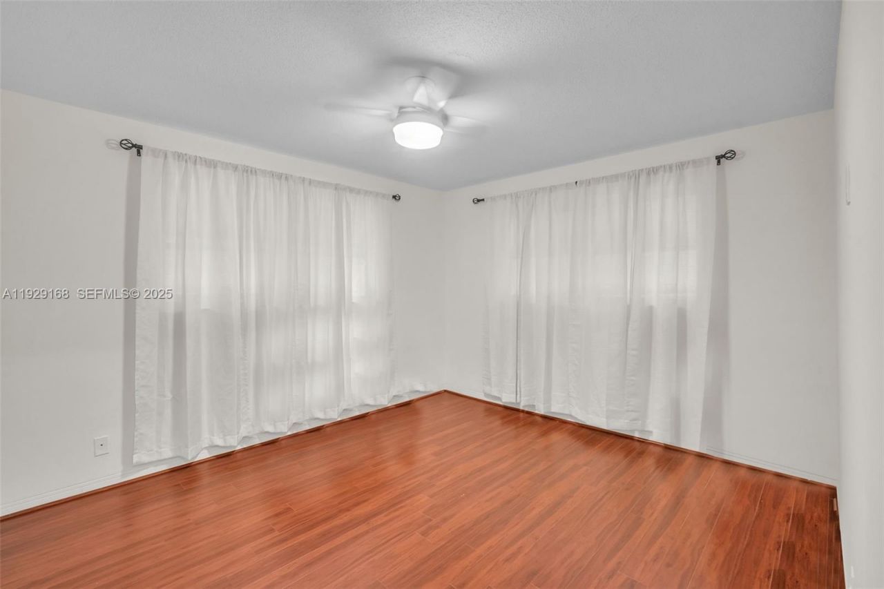 500 S Luna Ct, Unit 7, Hollywood, FL 33021 Photo