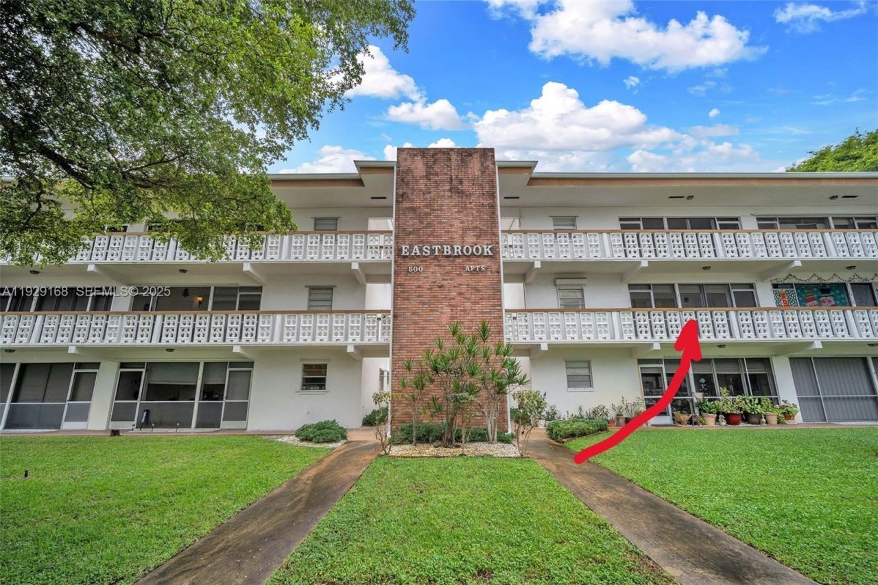 500 S Luna Ct, Unit 7, Hollywood, FL 33021 Photo