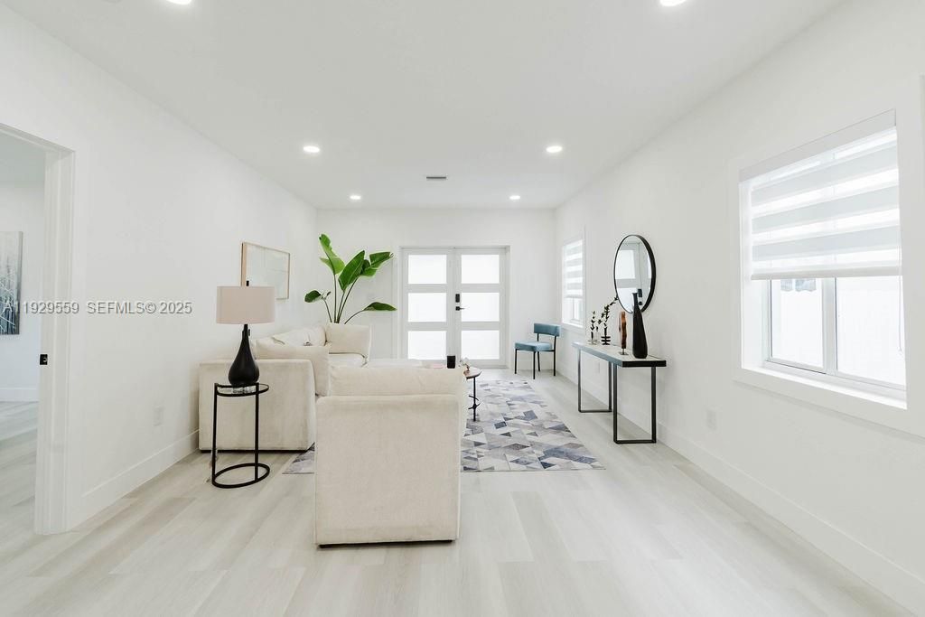 2101 SW 16th Ter, Miami, FL 33145 Photo