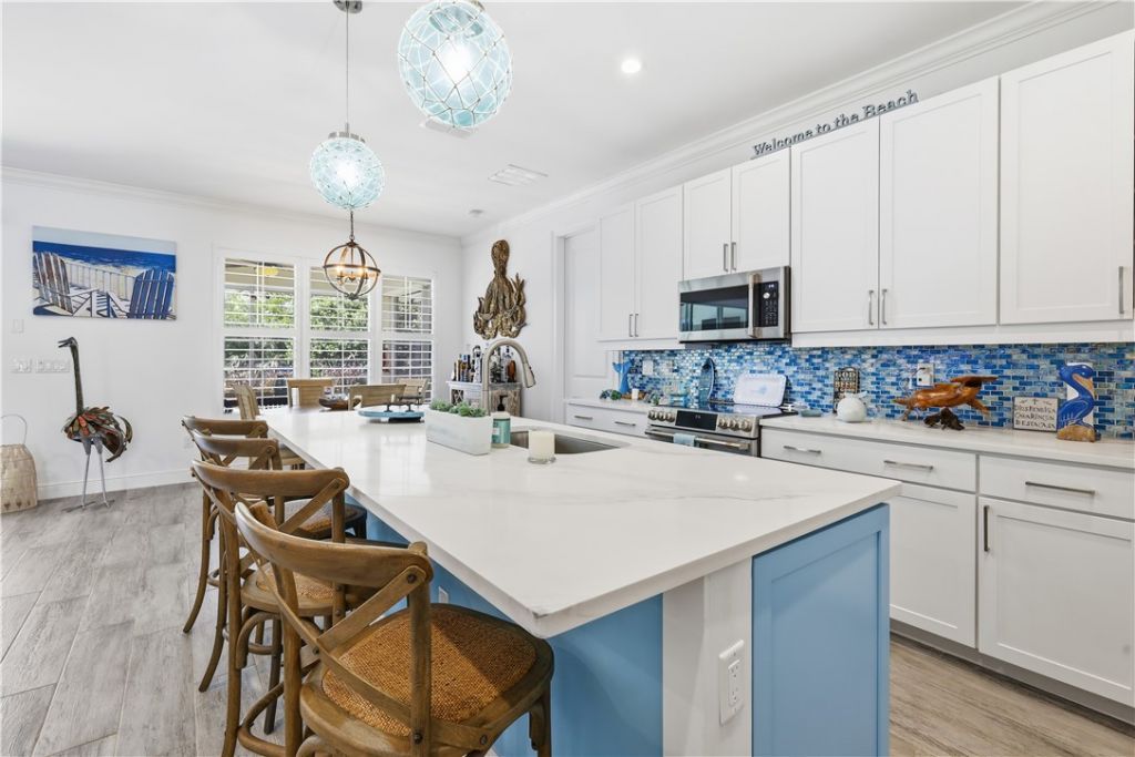 3929 Shoreside Drive, Hutchinson Island, FL 34949 Photo