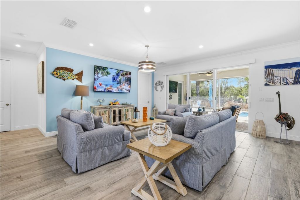 3929 Shoreside Drive, Hutchinson Island, FL 34949 Photo