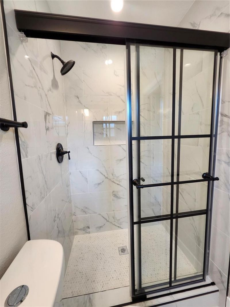 1818 Shore Acres Boulevard Ne, Saint Petersburg, FL 33703 Photo