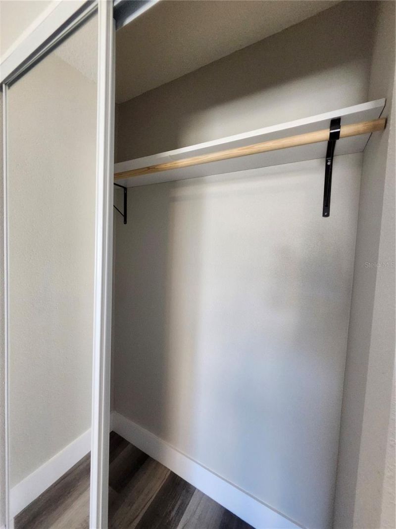 1818 Shore Acres Boulevard Ne, Saint Petersburg, FL 33703 Photo