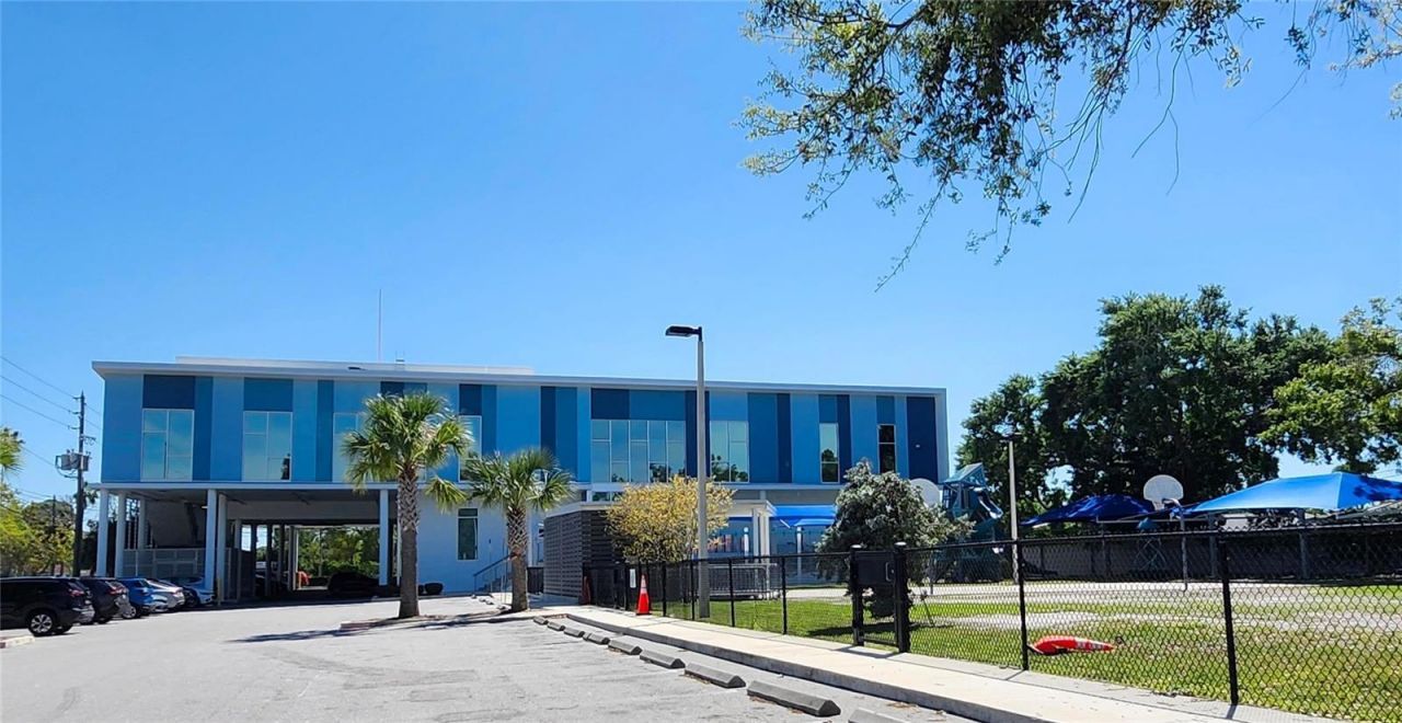 1818 Shore Acres Boulevard Ne, Saint Petersburg, FL 33703 Photo