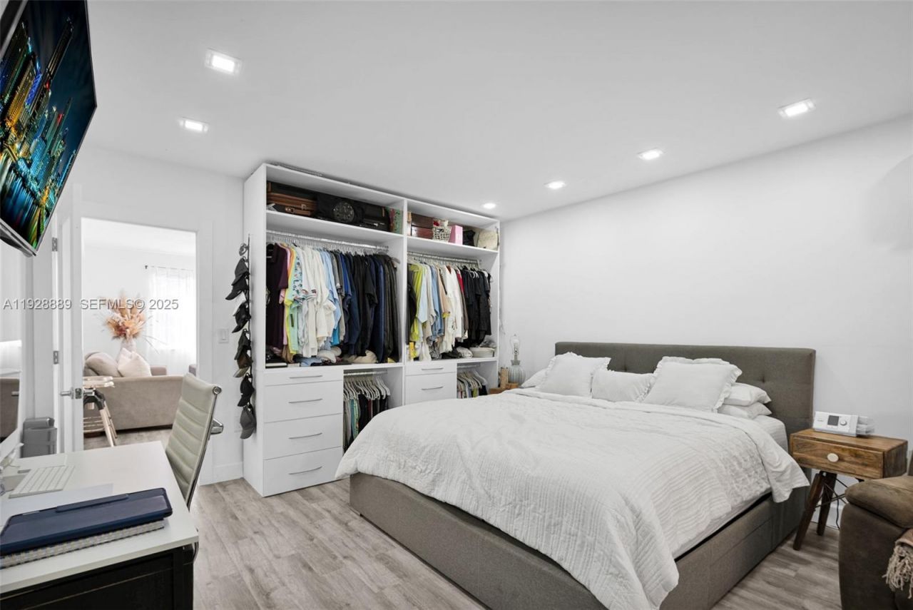 3711 SW 27th Ter, Miami, FL 33134 Photo