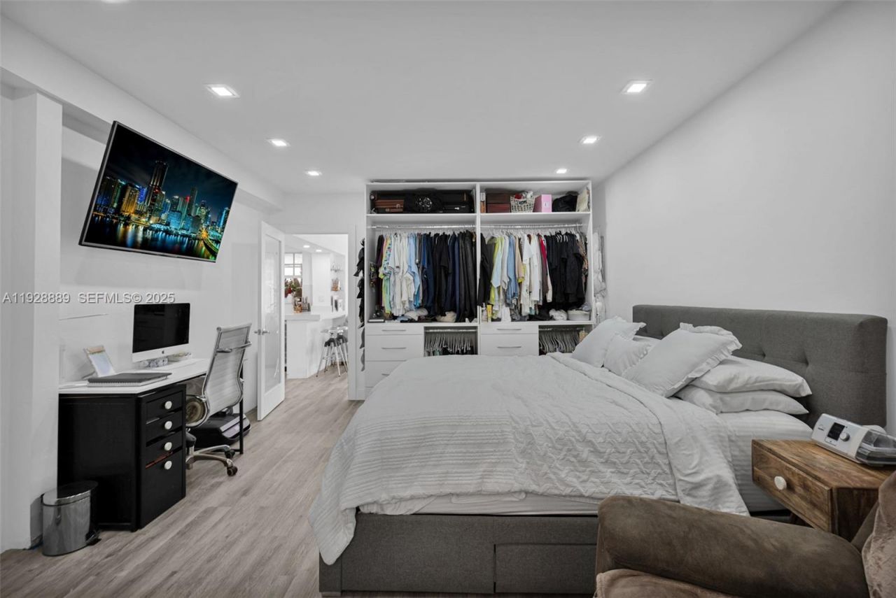 3711 SW 27th Ter, Miami, FL 33134 Photo