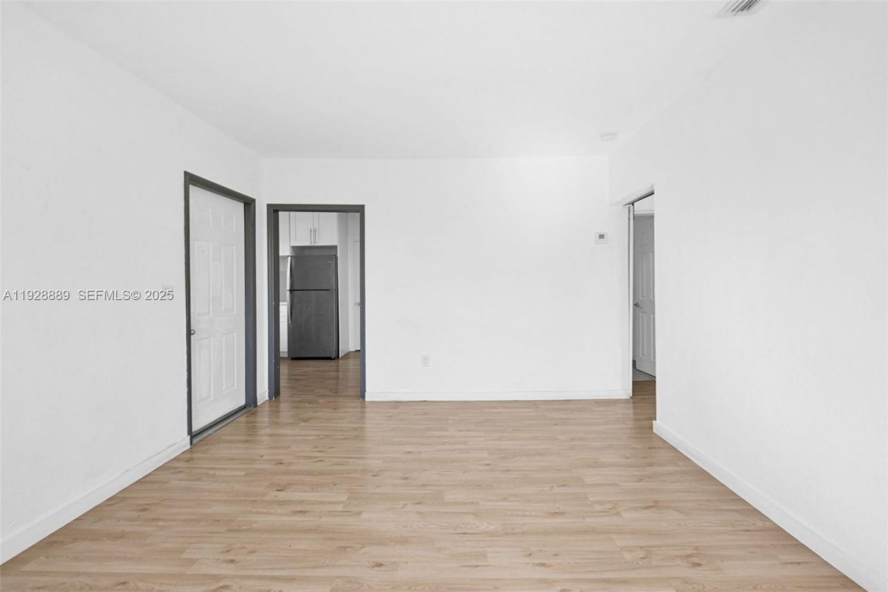 3711 SW 27th Ter, Miami, FL 33134 Photo