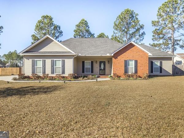 600 Live Oak Way, Dublin, GA 31021