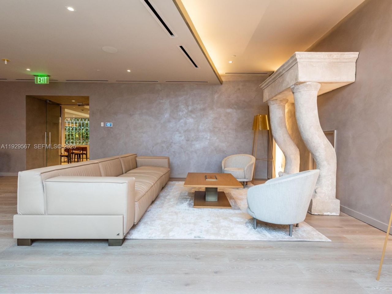 1000 Brickell Plz, Unit 4005, Miami, FL 33131 Photo