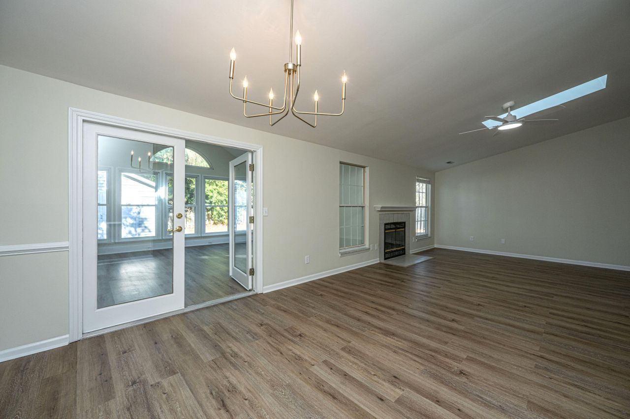 1968 Presidio Drive Photo 12