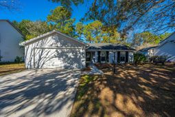 1968 Presidio Drive photo 4