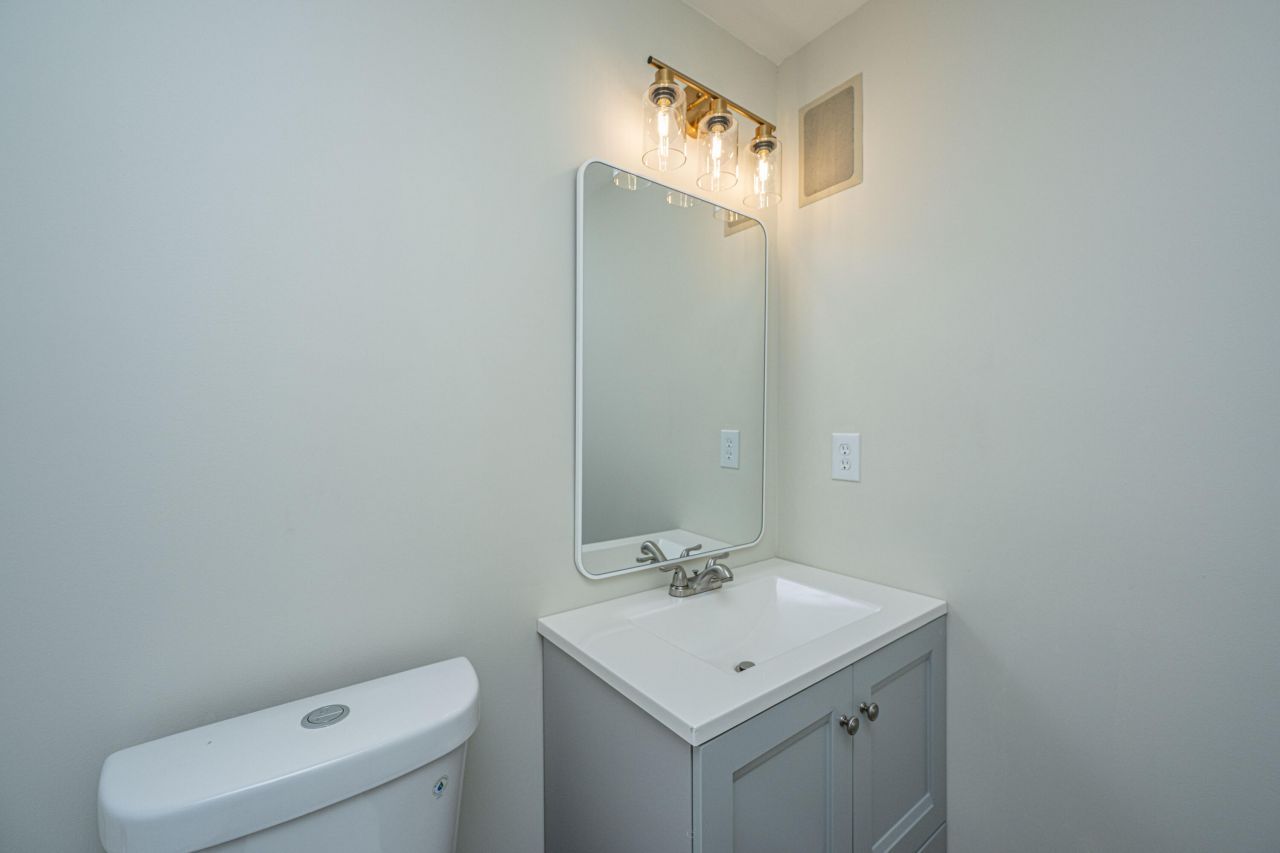 1968 Presidio Drive Photo 27