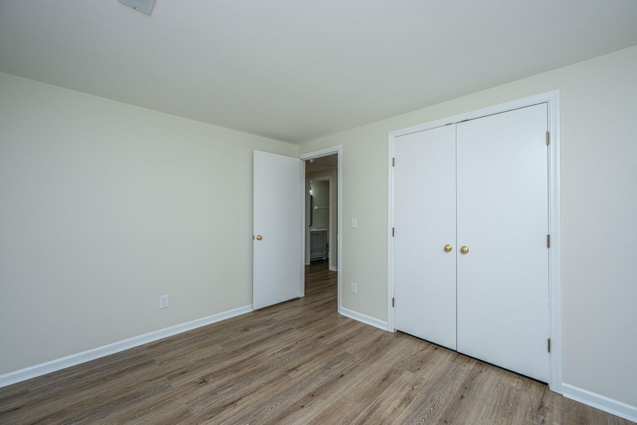 1968 Presidio Drive Photo 32