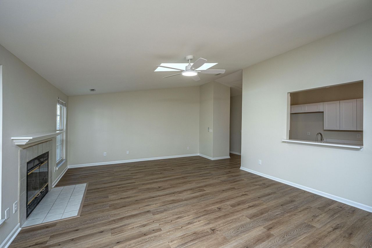 1968 Presidio Drive Photo 9