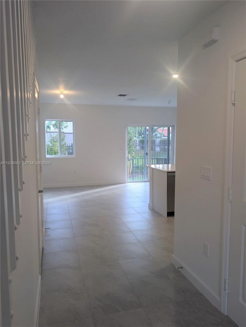 5180 SW 37th St, Unit 5180, Pembroke Park, FL 33023 Photo