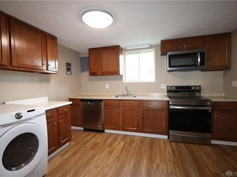 7967 Washington Park Drive, Dayton, OH 45459 Photo 13
