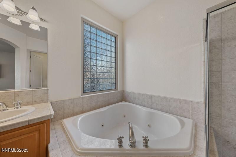 9900 Wilbur May Parkway, Unit APT 2501, Reno, NV 89521 Photo