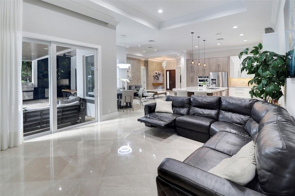 740 SW 18th St, Boca Raton, FL 33486 Photo