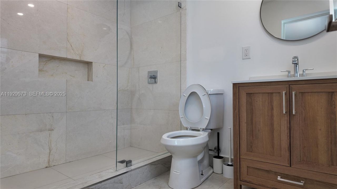 2100 N 57th Way, Hollywood, FL 33021 Photo