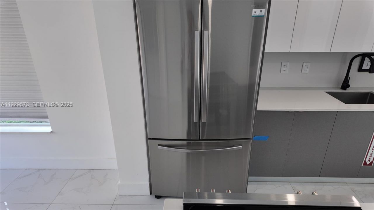 2100 N 57th Way, Hollywood, FL 33021 Photo