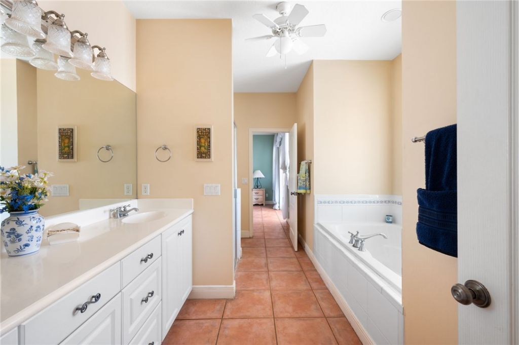 6730 69th Street, Vero Beach, FL 32967 Photo