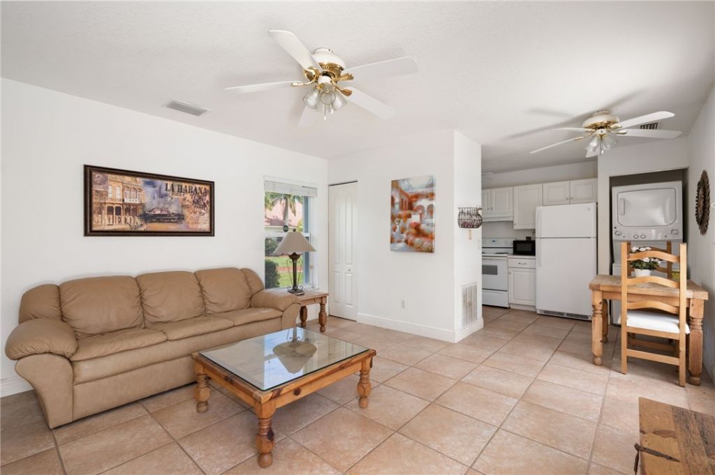 6730 69th Street, Vero Beach, FL 32967 Photo